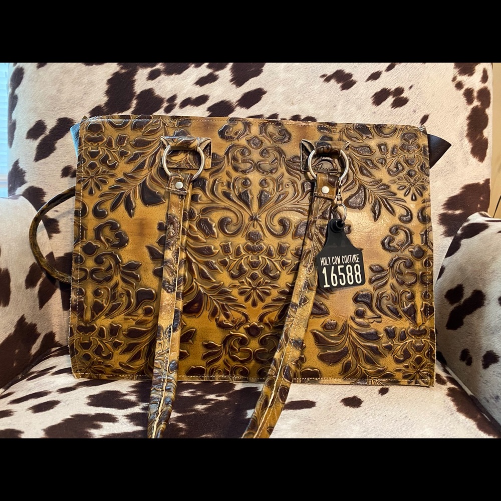 Holy Cow Couture Get out of town tote